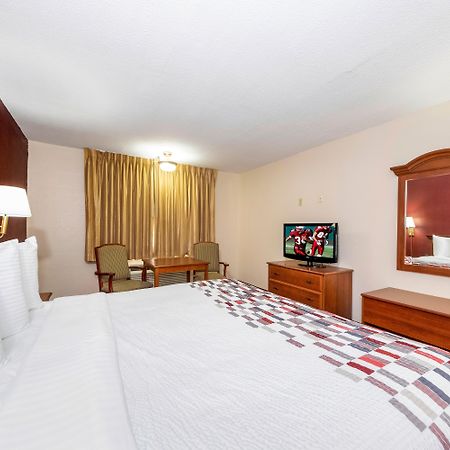 Red Roof Inn Меридиан Екстериор снимка
