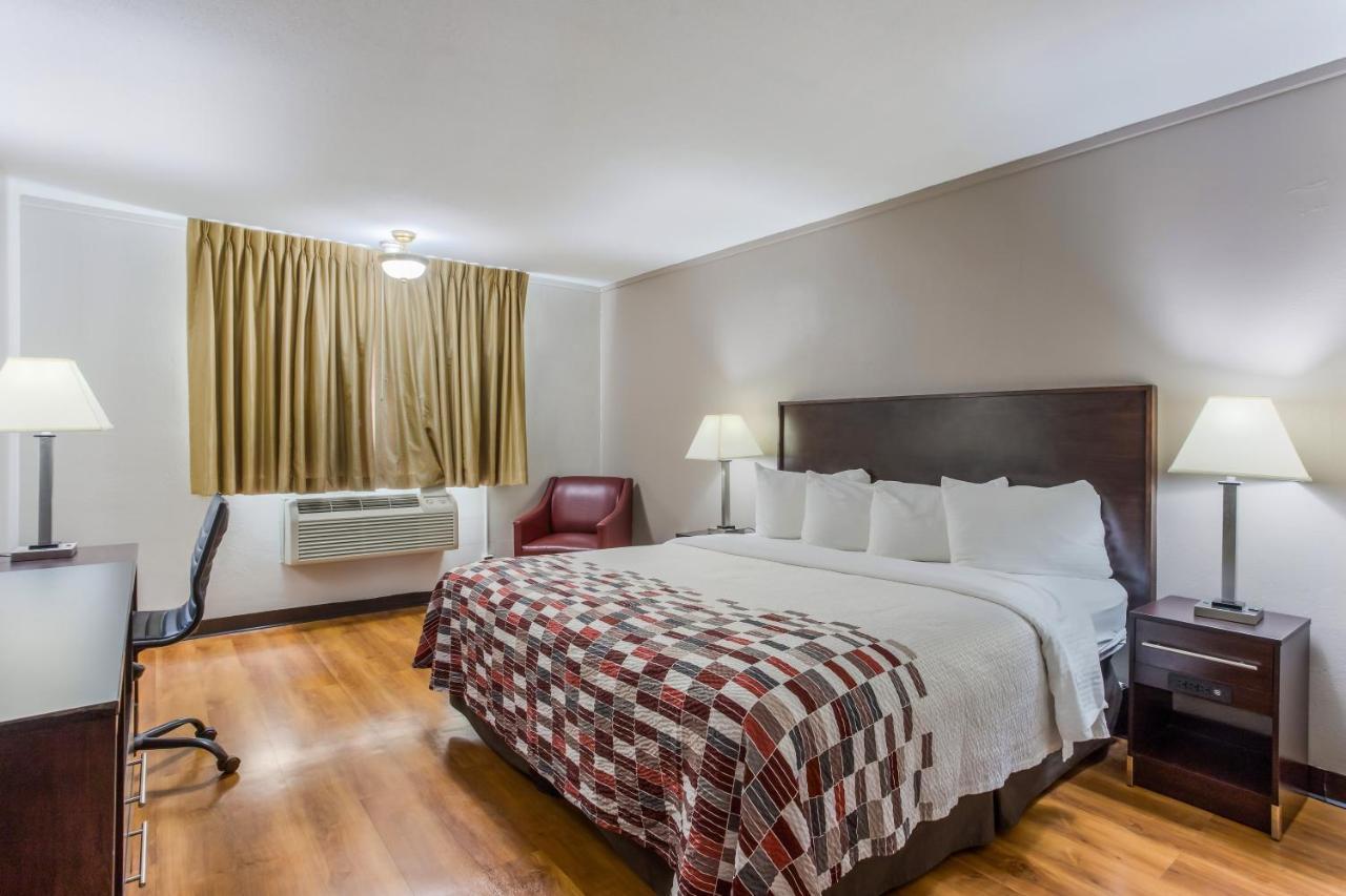 Red Roof Inn Меридиан Екстериор снимка