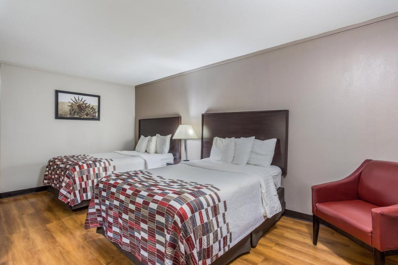 Red Roof Inn Меридиан Екстериор снимка