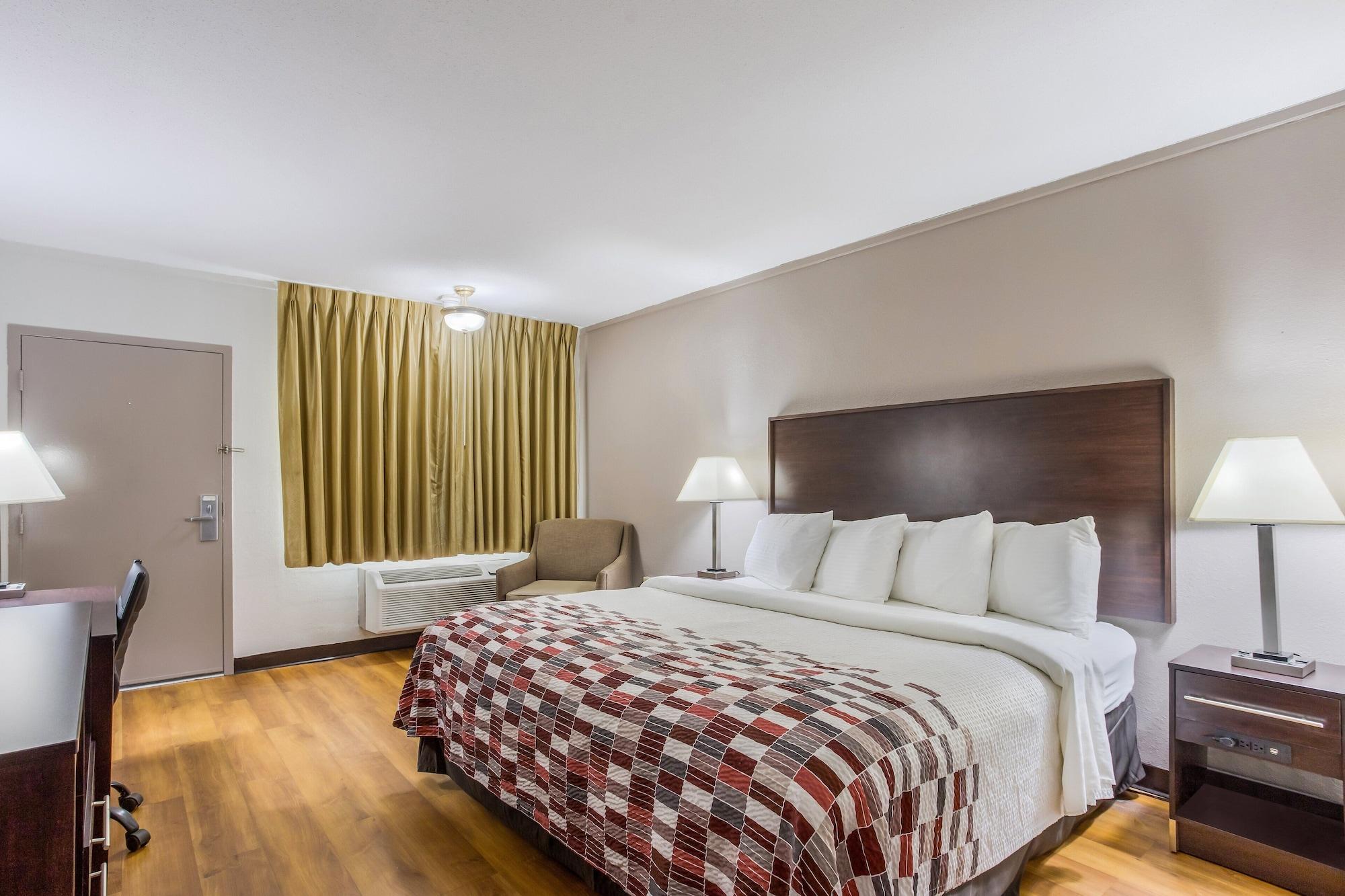 Red Roof Inn Меридиан Екстериор снимка