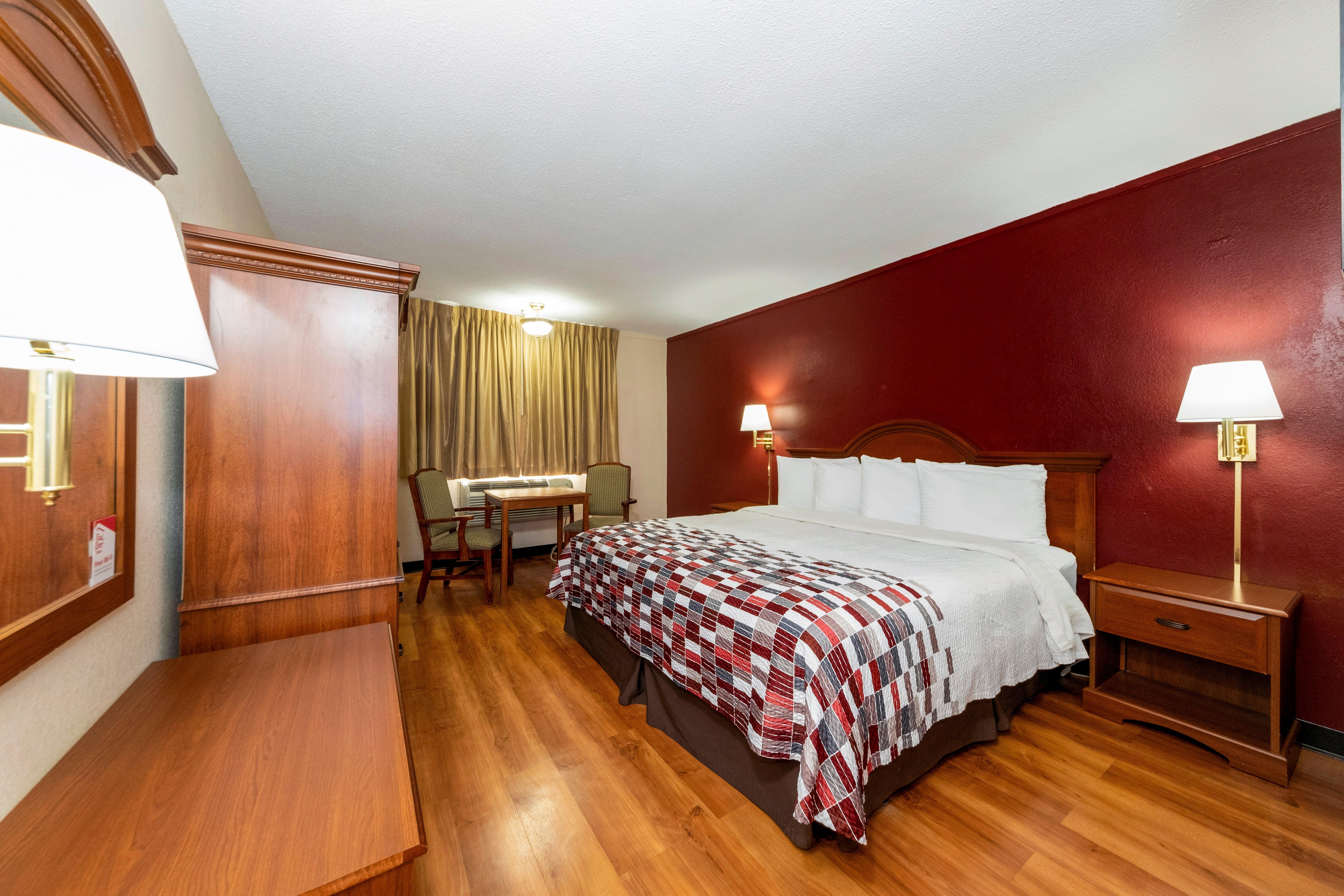 Red Roof Inn Меридиан Екстериор снимка