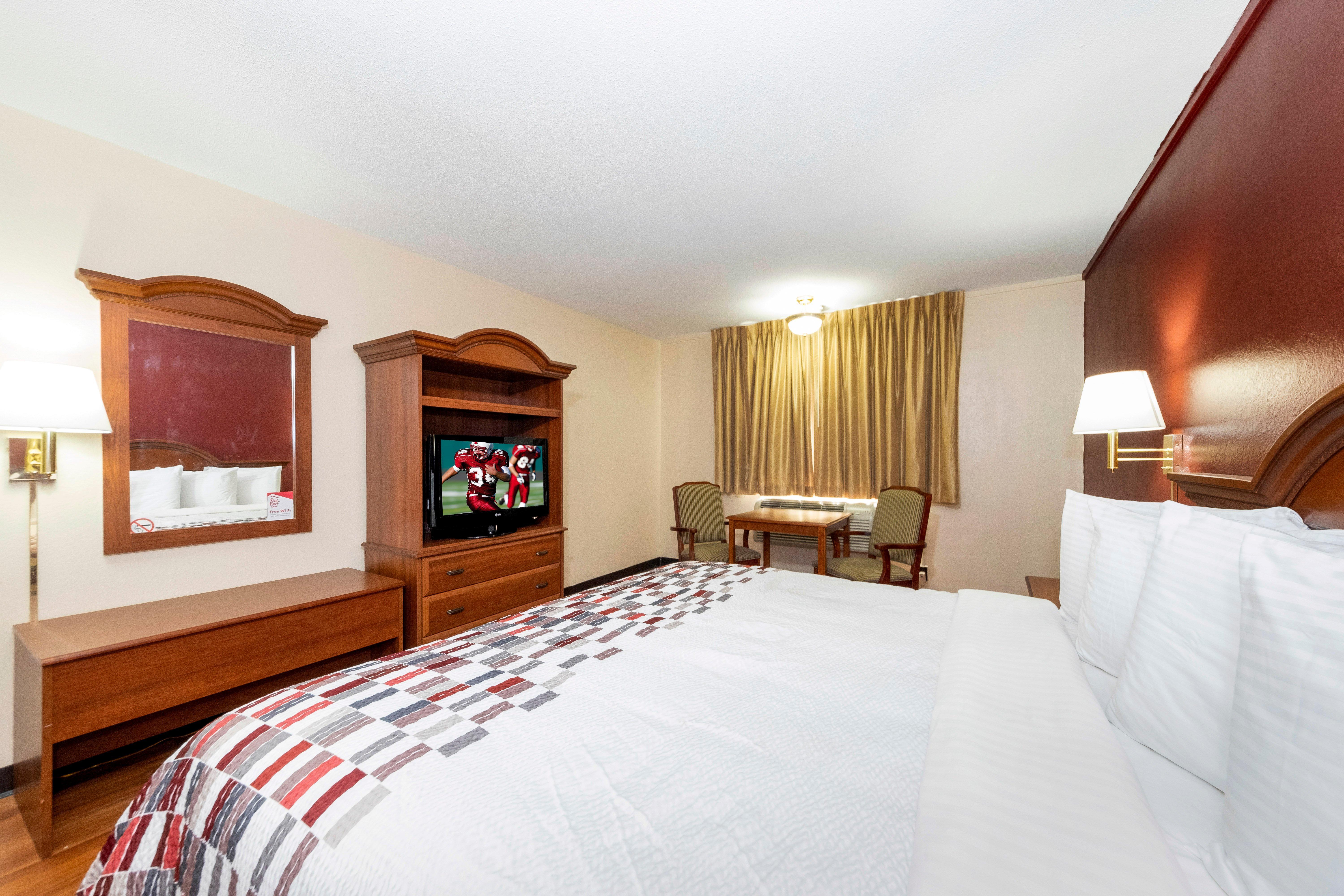 Red Roof Inn Меридиан Екстериор снимка