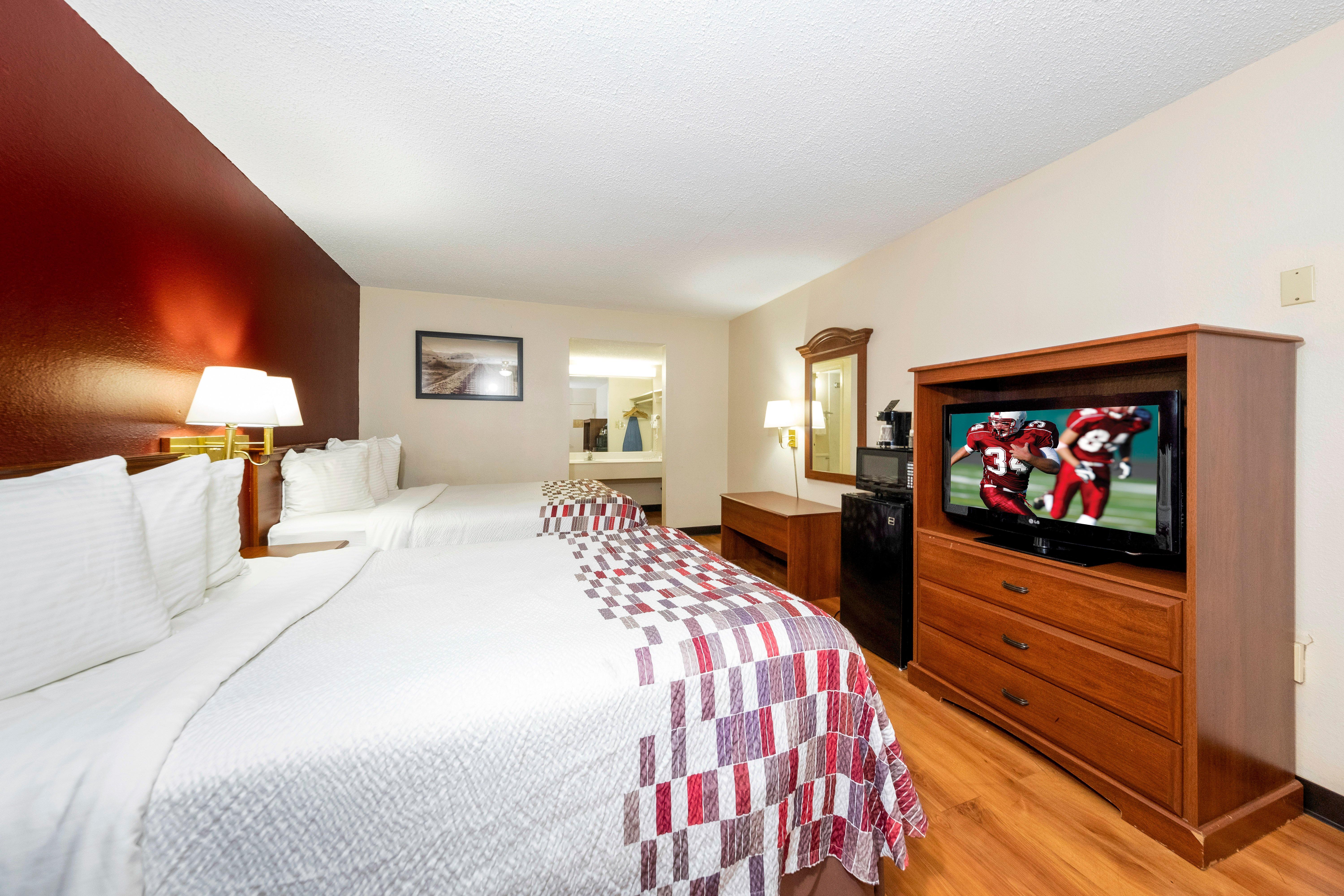 Red Roof Inn Меридиан Екстериор снимка