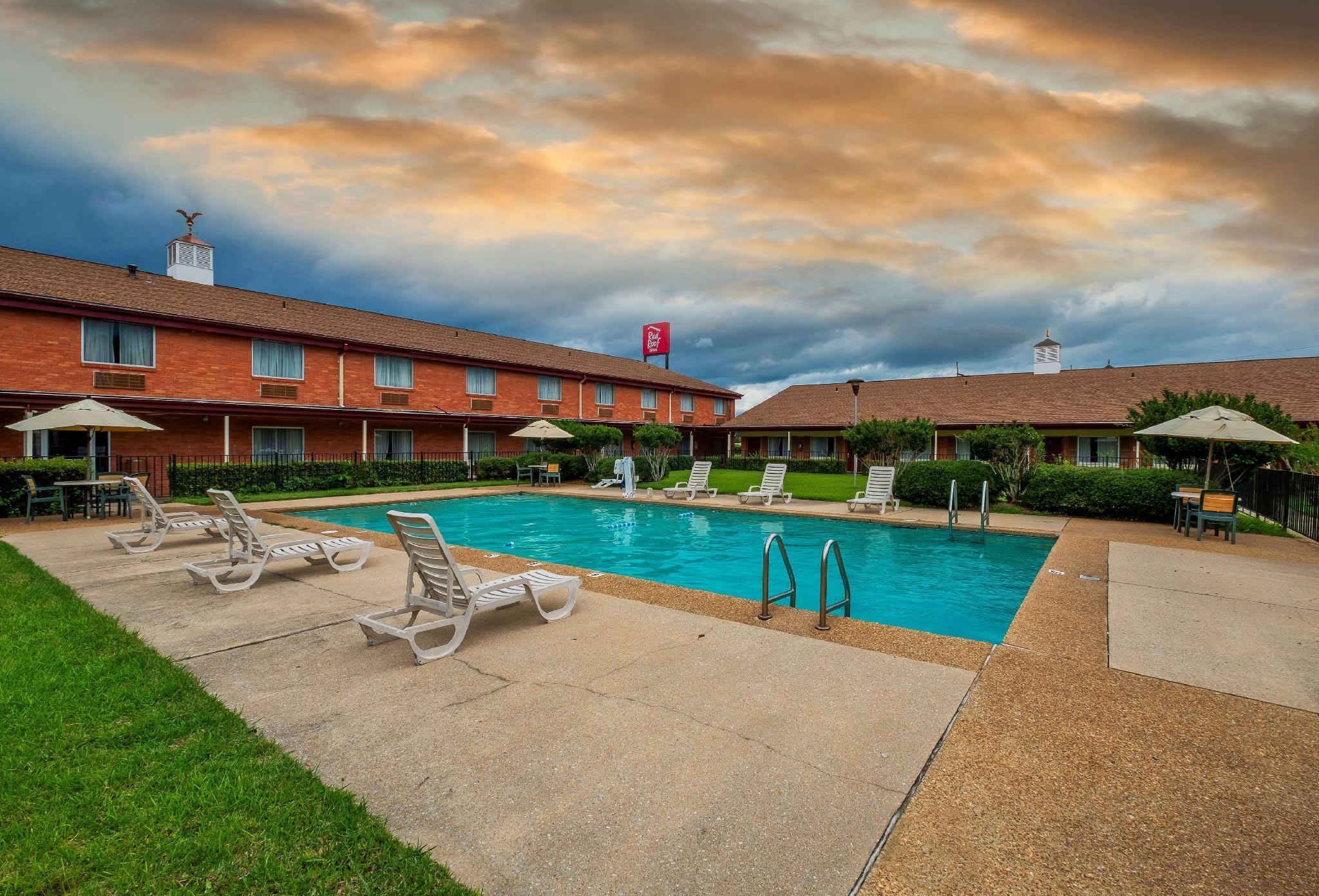 Red Roof Inn Меридиан Екстериор снимка