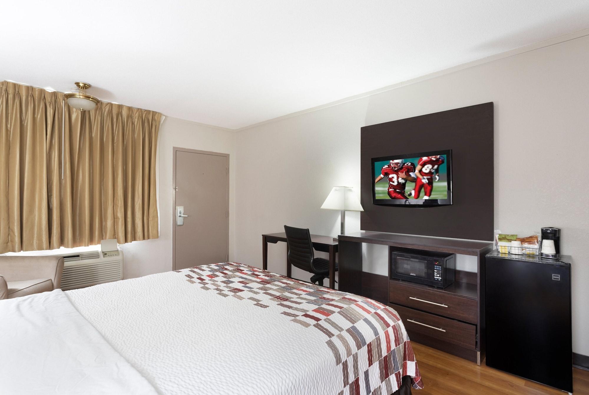 Red Roof Inn Меридиан Екстериор снимка